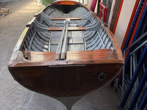 18ft LAKE BOAT - Main image