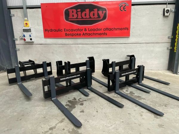 BIDDY PALLET FORKS – EXCAVATORS, LOADERS, TRACTORS - Main image