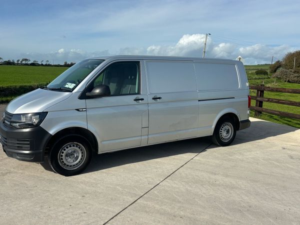 2020 Volkswagen Transport - Main image