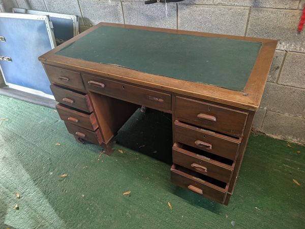 Writing desk - Main image