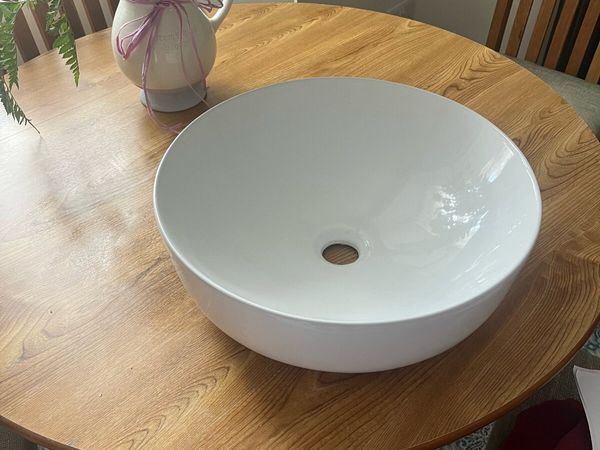 Round Ceramic Counter Top Basin for sale in Tipperary for €50 on DoneDeal
