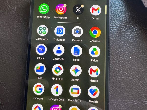 Pixel 9 - Main image