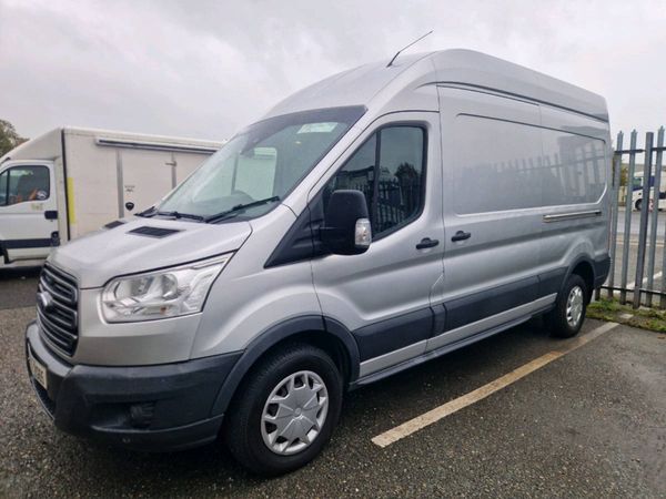 152 Ford Transit - Main image