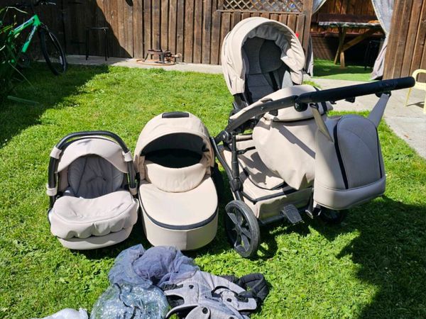 3-in-1 Baby Pram – Very Good Condition - Main image