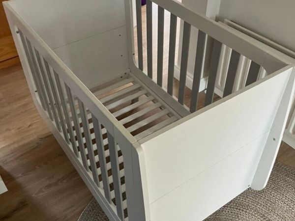 Snuz cot - Main image