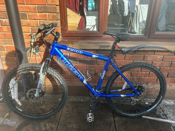 Trek 5900 Mountain bike recently serviced - Main image