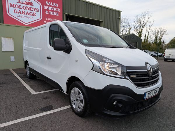 Renault Trafic 2021 - Main image