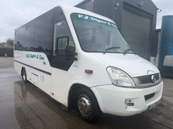 2011 manual 30 seater cvrt ready to work - Main image