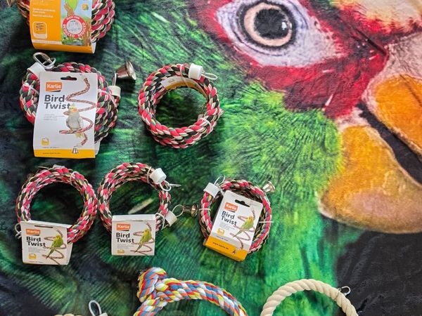 Loads of good bird/PARROT stuff for sale - Main image