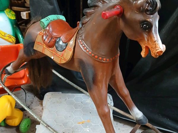 Vintage rocking horse - Main image