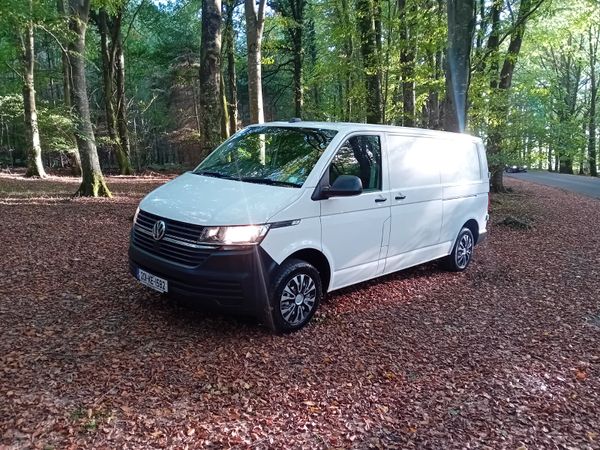 201 VW TRANSPORTER  2.0 TDI LWB MANUAL - Main image