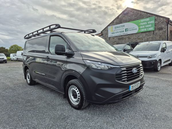 FORD TRANSIT CUSTOM INCLUDES VAT - Main image