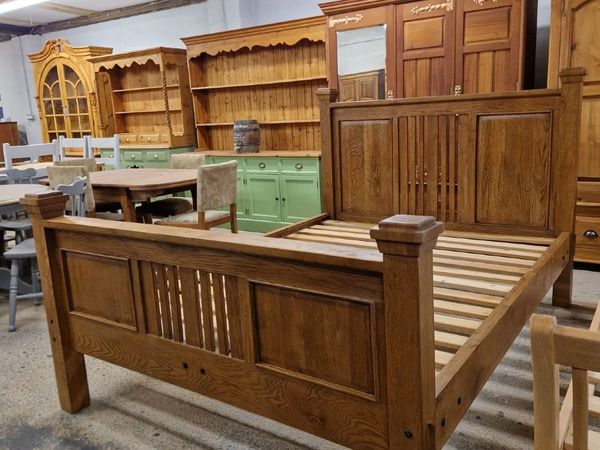 solid oak, kingsize  5ft  bed - Main image