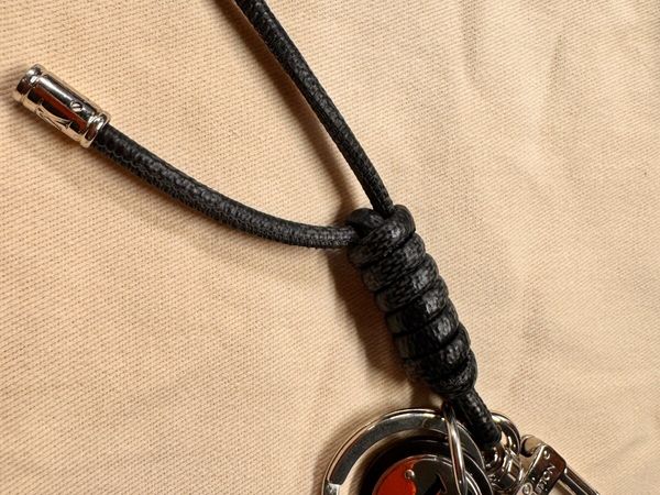Louis Vuitton key chain - Main image