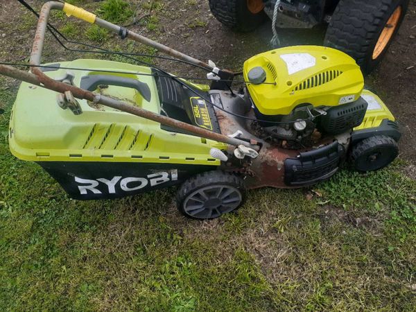 Lawnmower - Main image