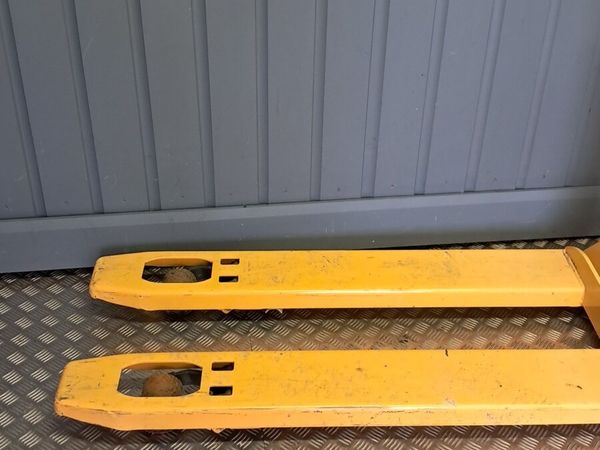 Pallet truck - Main image