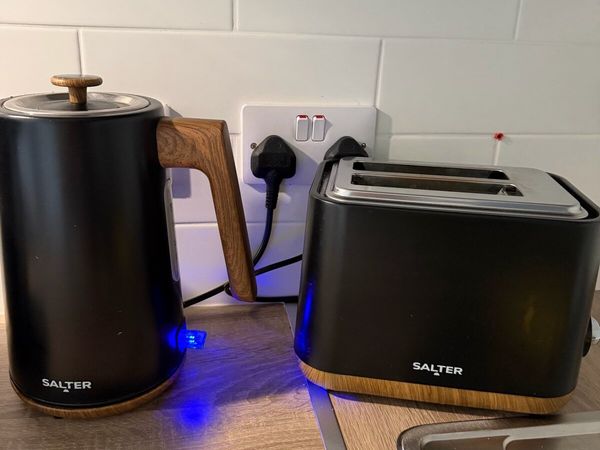 Kettle and toaster - Main image