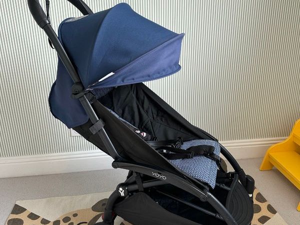Babyzen YOYO Stroller - Navy Blue - Main image