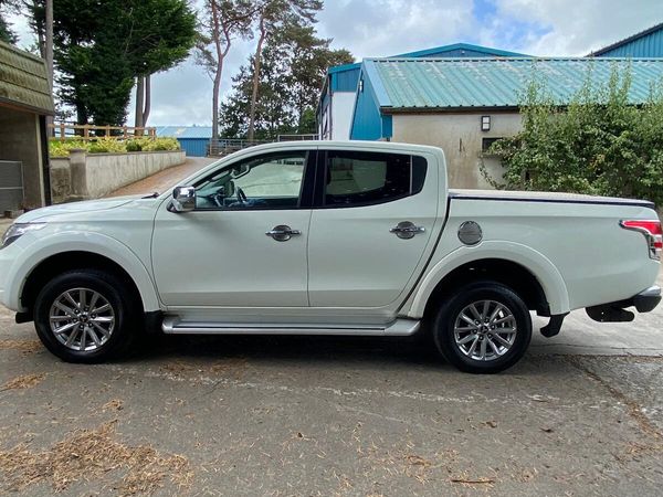 2017 MITSUBISHI L200 BARBARIAN 4X4 PICKUP - Main image