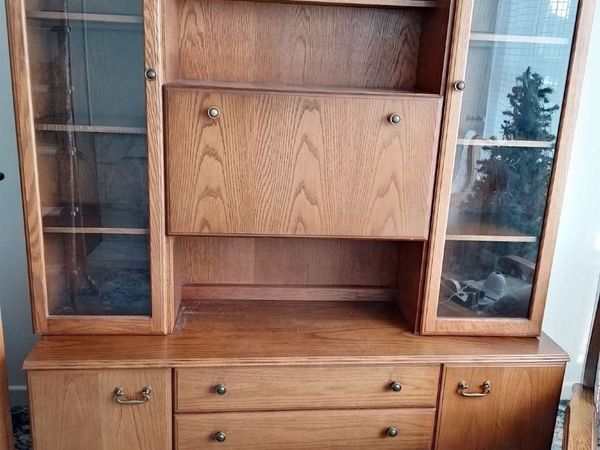 Wooden cabinet - Main image