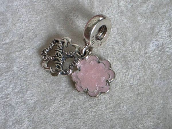 Pandora four-leaf clover friendship dangle charm - Main image