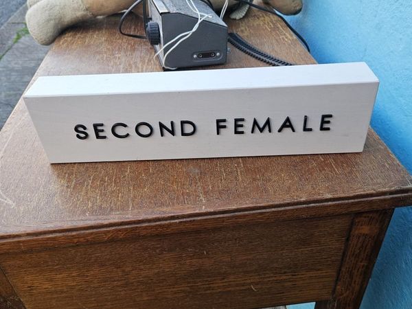 Wooden Sign Second Female - Main image