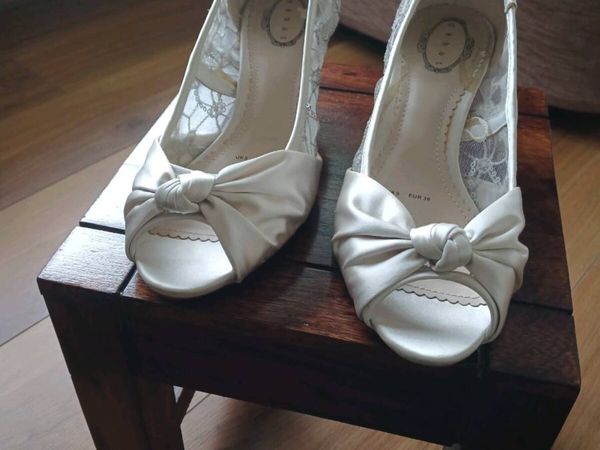 Shoes - Main image