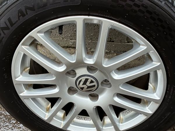 16” Alloy wheels & tyres - Main image