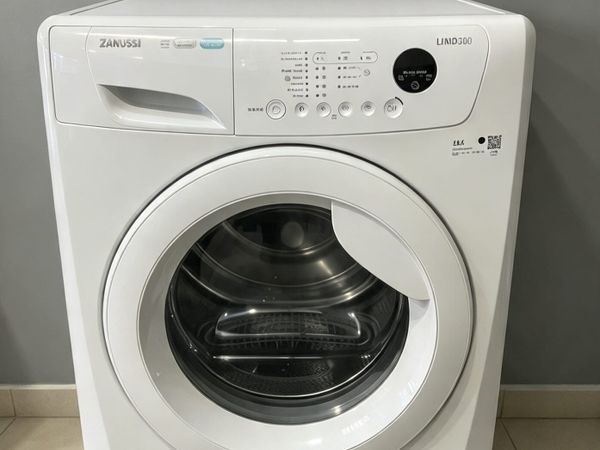 Zanussi 10kg xxl condenser tumble dryer - Main image