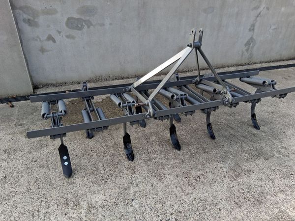 Ferguson 9 spring grubber - Main image
