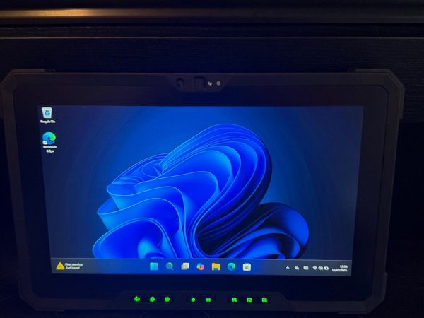 Dell Latitude 7220 Military Grade Tablet i5 - Main image