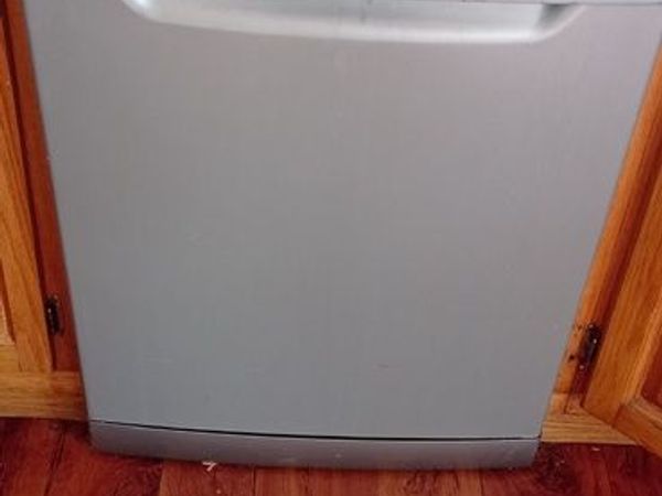 Slightly Faulty Double Oven and Dishwasher - Main image