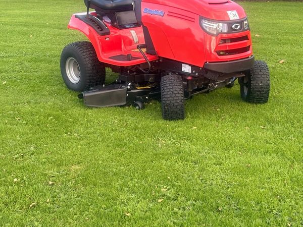 Simplicily ride on mower - Main image