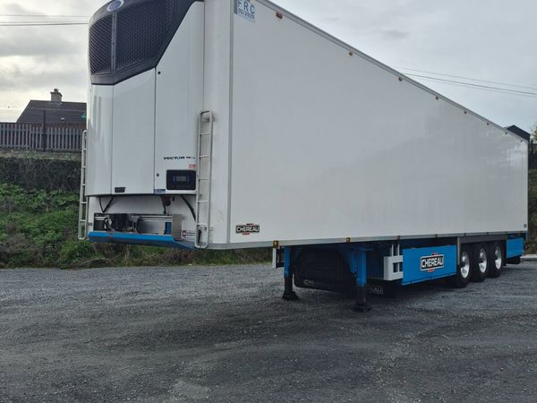 2023 Chereau Fridge Trailer - Main image