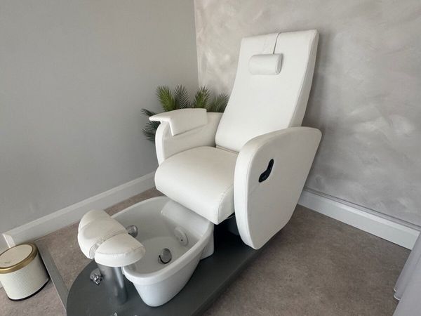 Electric Pedicure chairs with foot bath - Main image