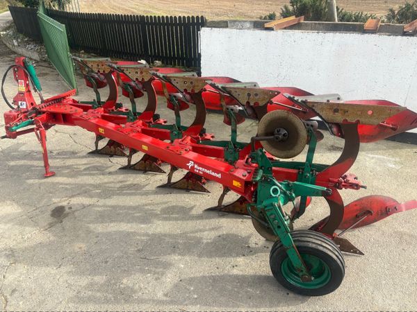 Kverneland 5 Furrow Reversible Plough - Main image