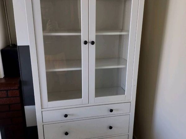 Hemnes glass cabinet - Main image