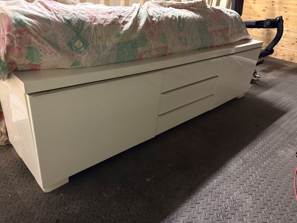 TV stand - Main image