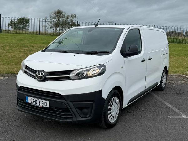 2019 Toyota Proace - Main image