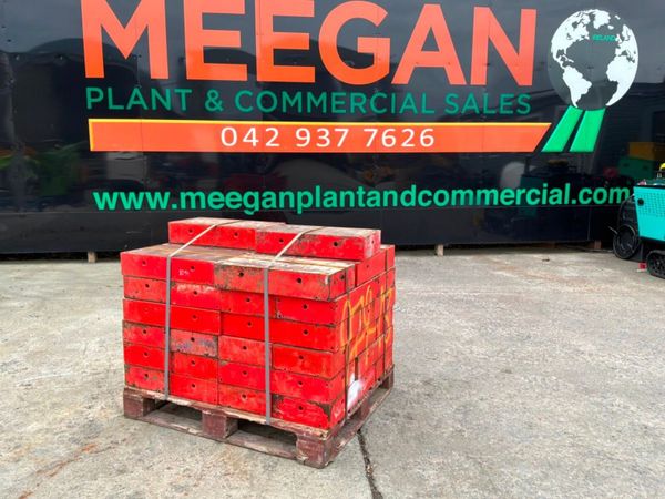 Peri 600mm x 300mm infill formwork panels.....979- - Main image