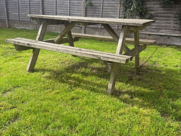 Picnic Bench - FREE - Main image