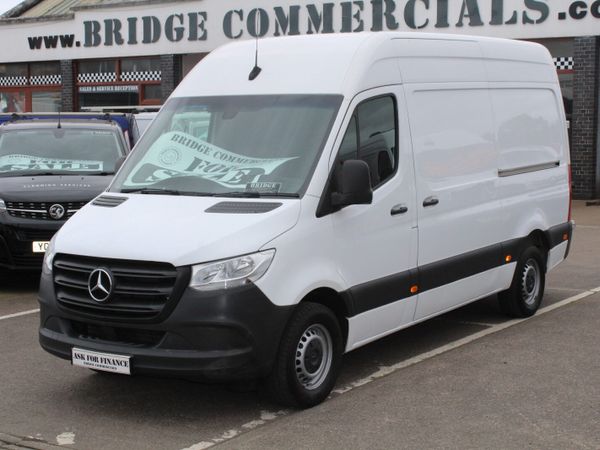2023 Mercedes-Benz Sprinter 315 L2H2 - Main image