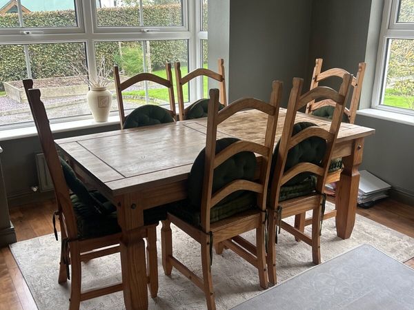 Dining Table and chairs - Main image