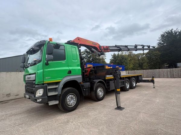 2019 DAF CF480 8x4 Flat with 60T Crane - Main image