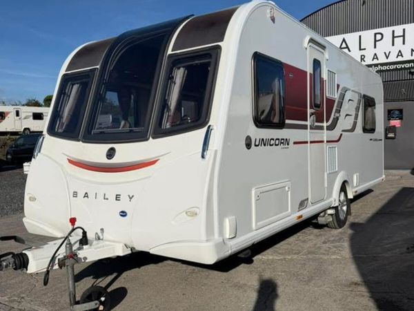 🔥 2017 Bailey Cabrera rear island bed 🔥 - Main image