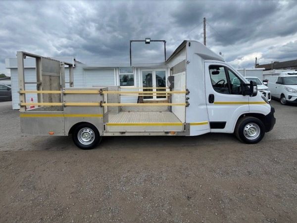 2022 Peugeot Boxer Dropside Van - Main image