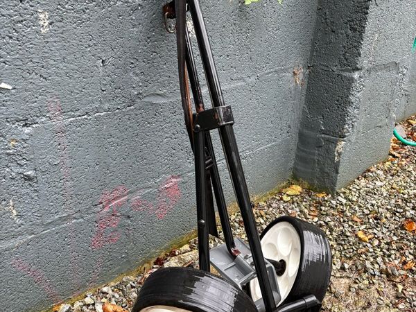Golf bag trolley - Main image