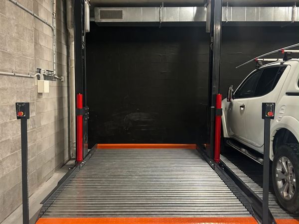 CAR PARKING LIFTS / VEHICLE STORAGE STACKERS – KG - Main image