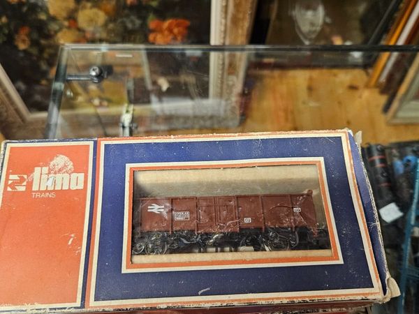 Hornby Lima OO Gauge Wagon - Main image
