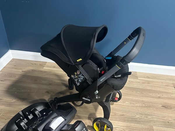Doona buggy car seat isofix base - Main image